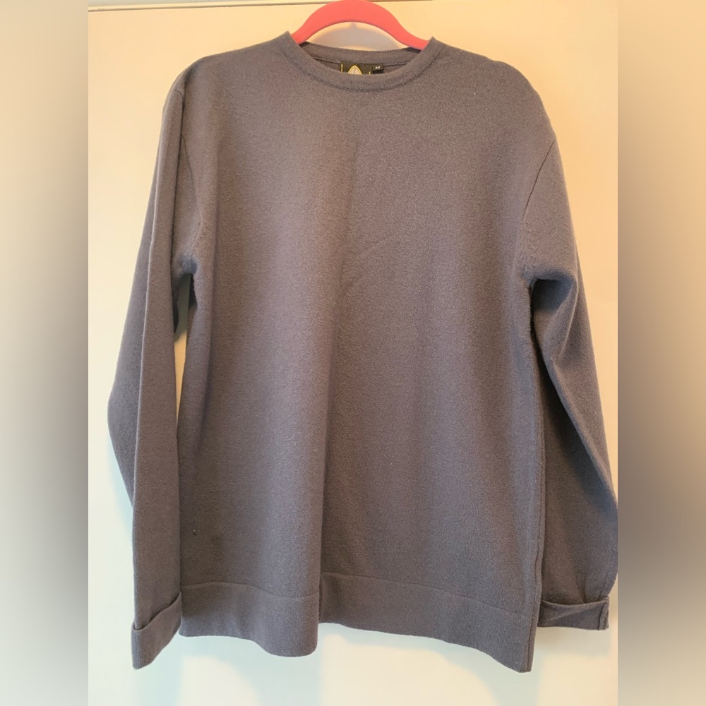 Burton snowboarding Men's Gray Crewneck wool blend Sweater size medium